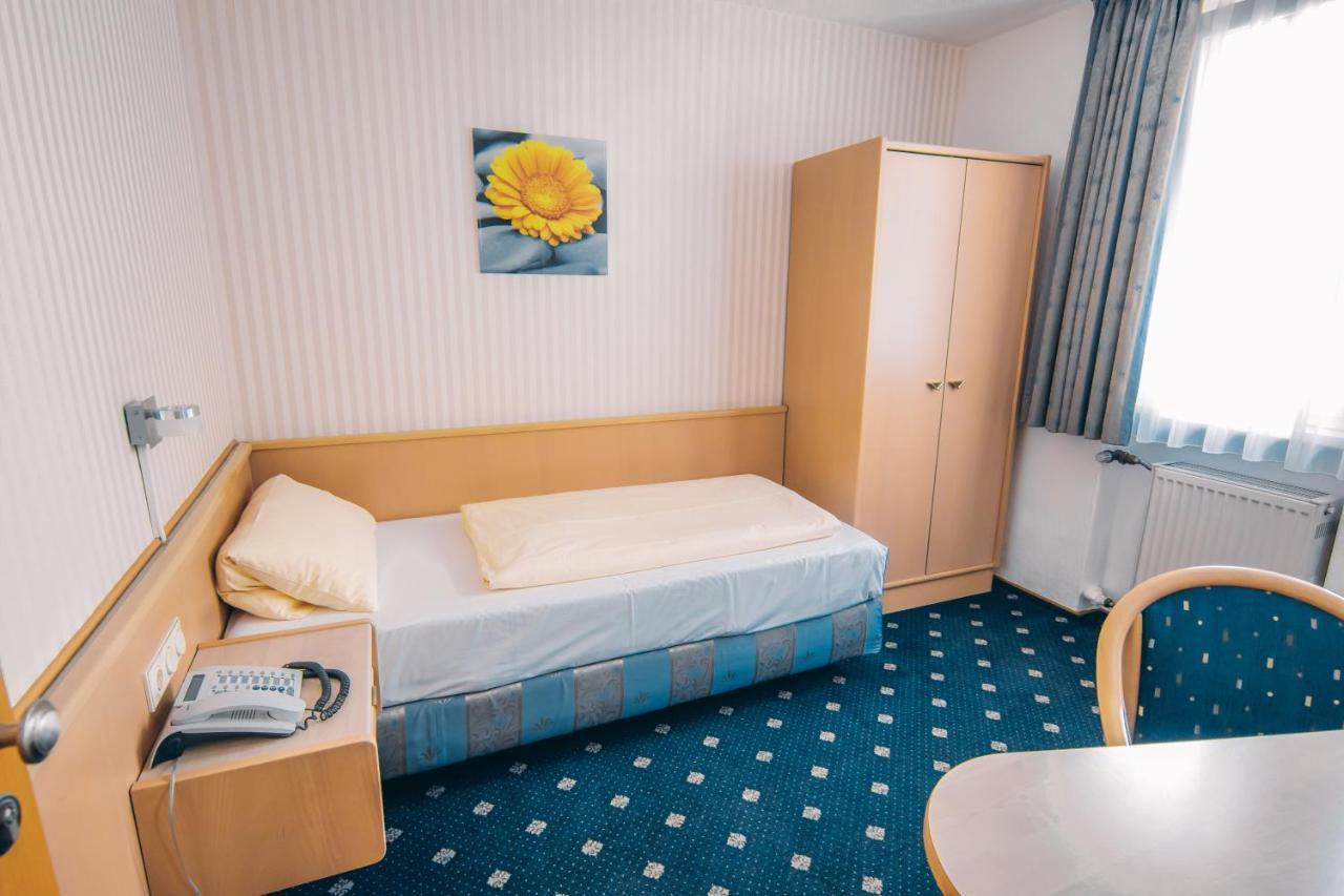 Hotel Benger كريفيلد المظهر الخارجي الصورة