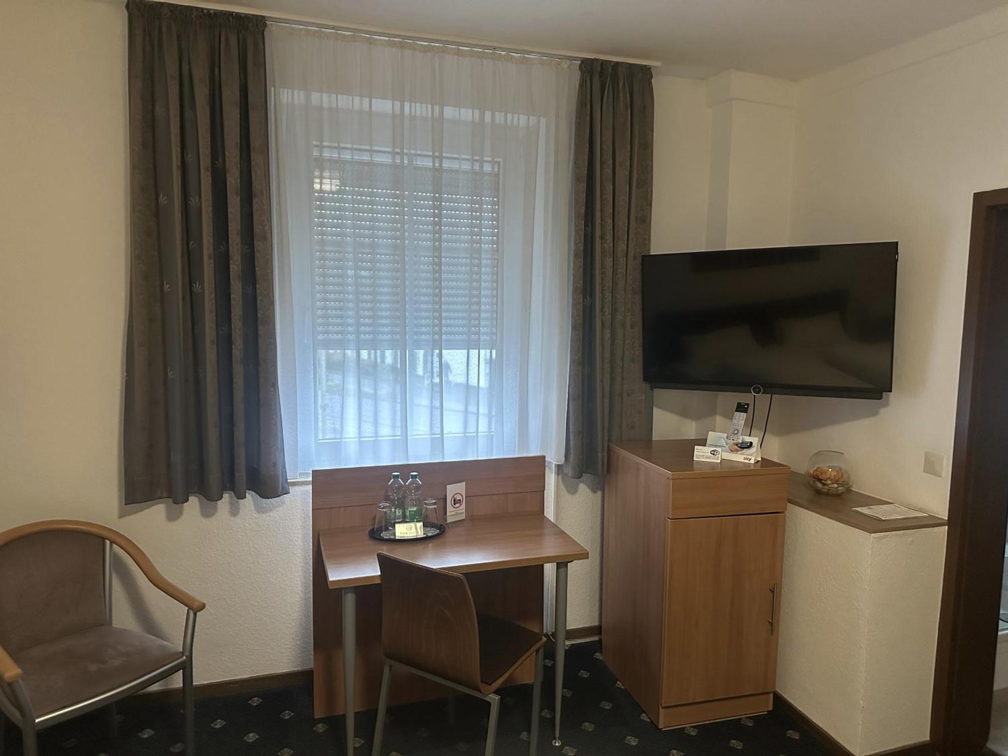 Hotel Benger كريفيلد المظهر الخارجي الصورة
