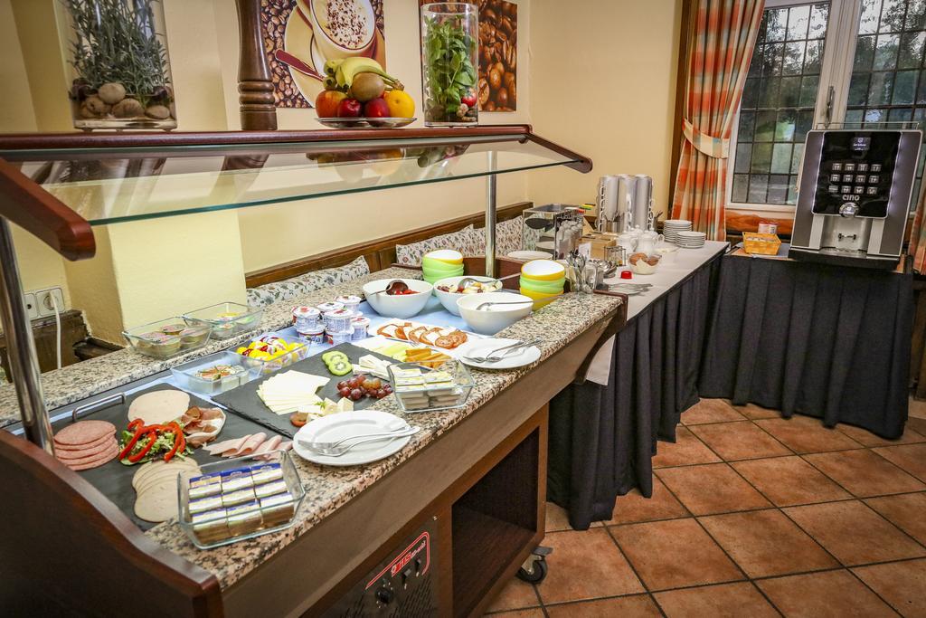 Hotel Benger كريفيلد المظهر الخارجي الصورة